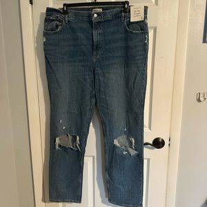 Abercrombie The 90’s Straight Ultra High Rise Jeans